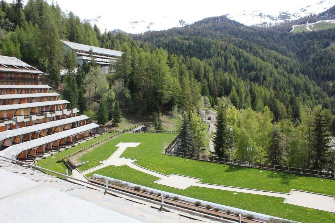 Residence Ciel Bleu - Fraz Pos Aosta Exterior photo